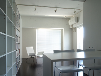 M-HOUSE